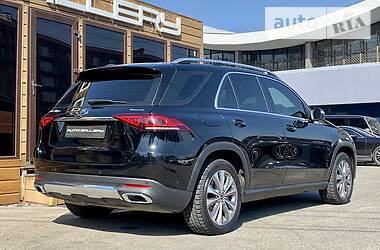 Позашляховик / Кросовер Mercedes-Benz GLE-Class 2019 в 