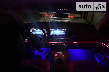 Позашляховик / Кросовер Mercedes-Benz GLE-Class 2019 в 