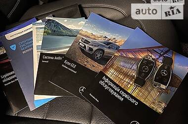 Позашляховик / Кросовер Mercedes-Benz GLE-Class 2016 в 