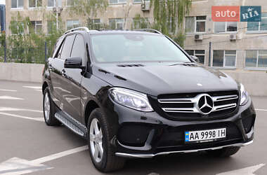 Внедорожник / Кроссовер Mercedes-Benz GLE-Class 2016 в 