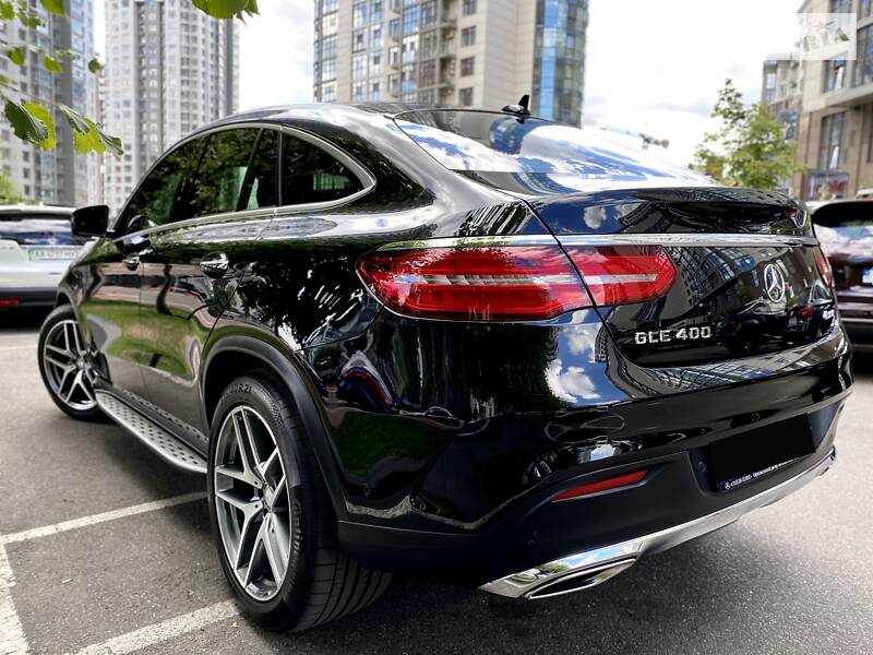 Позашляховик / Кросовер Mercedes-Benz GLE-Class 2016 в Києві