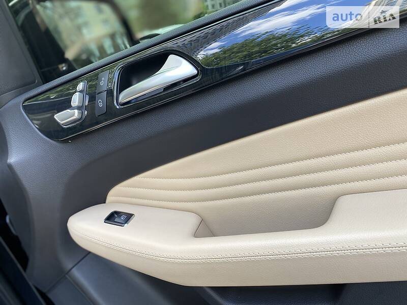 Позашляховик / Кросовер Mercedes-Benz GLE-Class 2016 в Києві