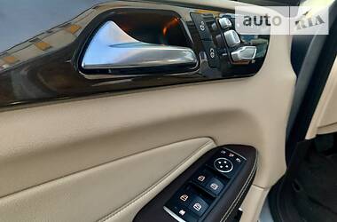 Позашляховик / Кросовер Mercedes-Benz GLE-Class 2016 в 