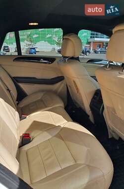 Внедорожник / Кроссовер Mercedes-Benz GLE-Class 2017 в 