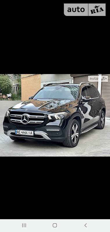 Внедорожник / Кроссовер Mercedes-Benz GLE-Class 2019 в Иршаве