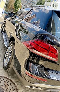 Седан Mercedes-Benz GLE-Class 2018 в 