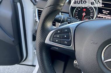Внедорожник / Кроссовер Mercedes-Benz GLE-Class 2015 в 