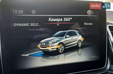Внедорожник / Кроссовер Mercedes-Benz GLE-Class 2016 в 