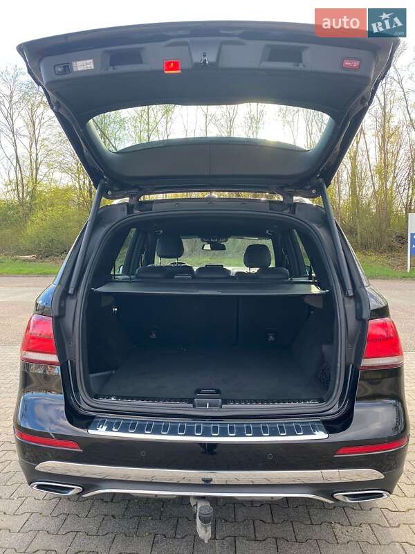 Внедорожник / Кроссовер Mercedes-Benz GLE-Class 2015 в Ужгороде фото 10 Внедорожник / Кроссовер Mercedes-Benz GLE-Class 2015 в Ужгороде