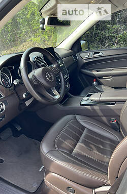 Внедорожник / Кроссовер Mercedes-Benz GLE-Class 2016 в 