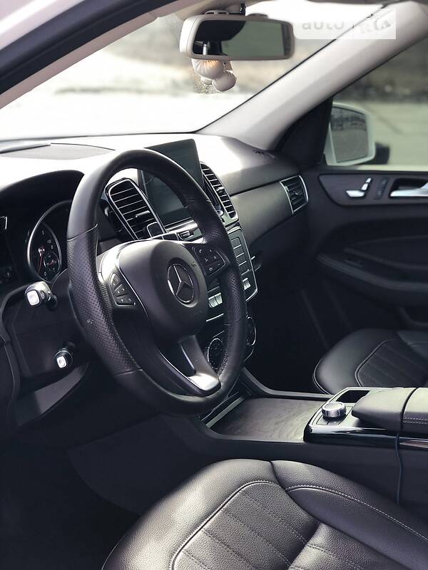 Позашляховик / Кросовер Mercedes-Benz GLE-Class 2017 в Києві