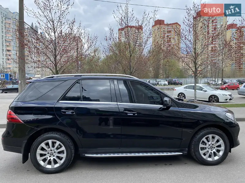 Mercedes-Benz GLE-Class