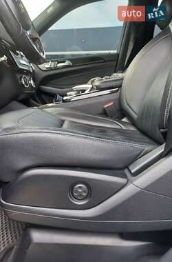 Внедорожник / Кроссовер Mercedes-Benz GLE-Class 2017 в 