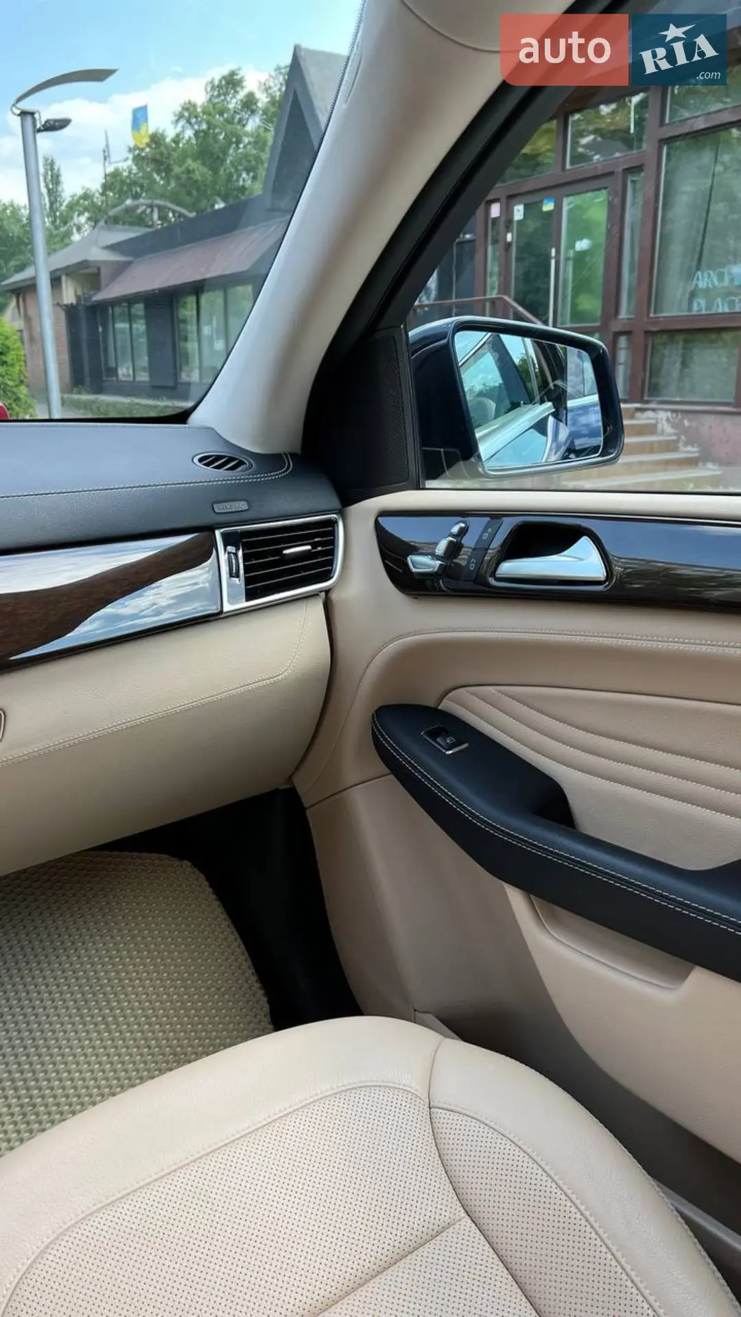 2018 Mercedes-Benz GLE - мініатюра 40