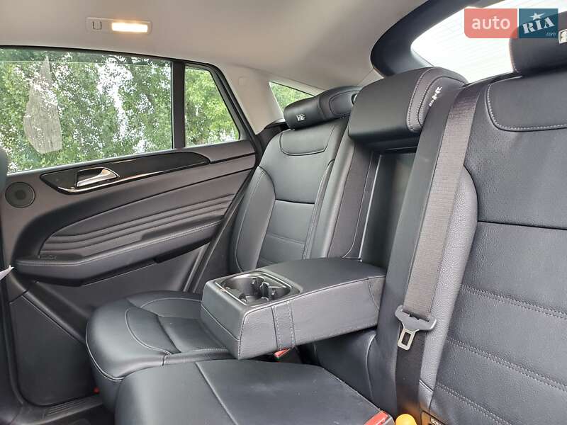 Внедорожник / Кроссовер Mercedes-Benz GLE-Class 2018 в Днепре