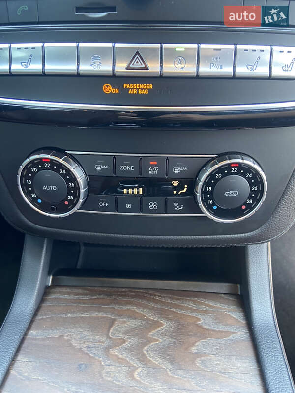 Позашляховик / Кросовер Mercedes-Benz GLE-Class 2015 в Києві