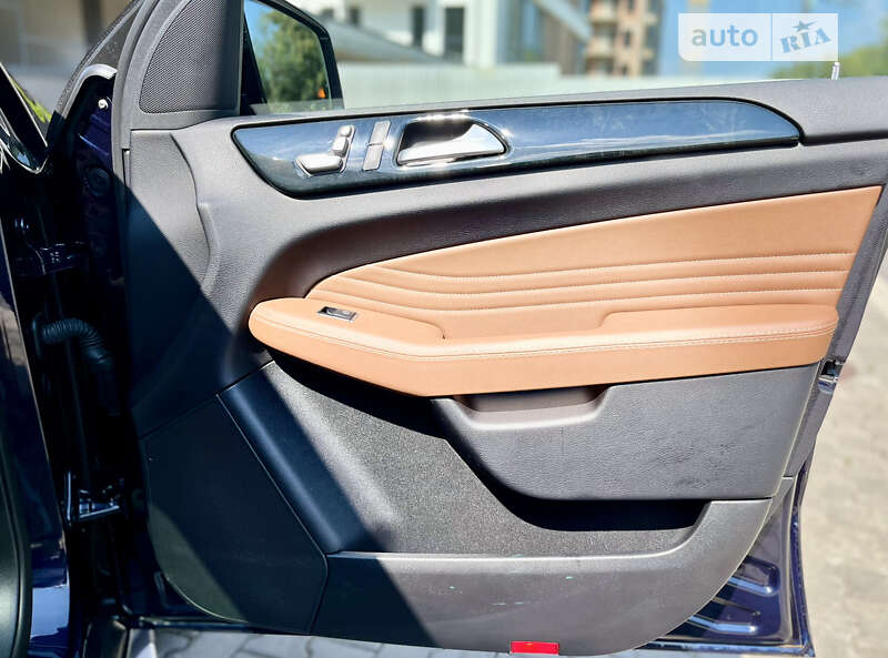 Внедорожник / Кроссовер Mercedes-Benz GLE-Class 2017 в Ивано-Франковске