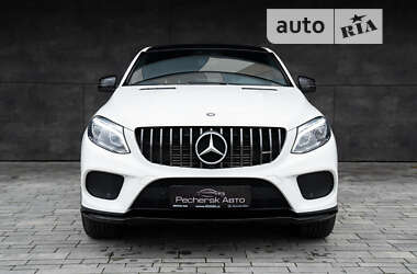 Внедорожник / Кроссовер Mercedes-Benz GLE-Class 2016 в 