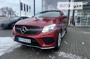 Внедорожник / Кроссовер Mercedes-Benz GLE-Class 2016 в 