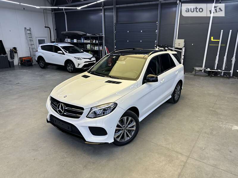 Внедорожник / Кроссовер Mercedes-Benz GLE-Class 2017 в Черновцах