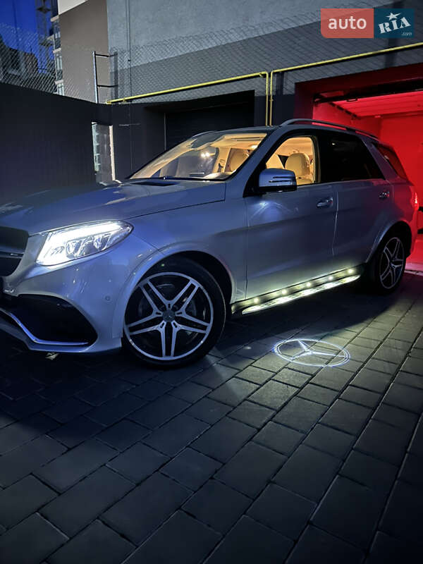 Внедорожник / Кроссовер Mercedes-Benz GLE-Class 2017 в Стрые