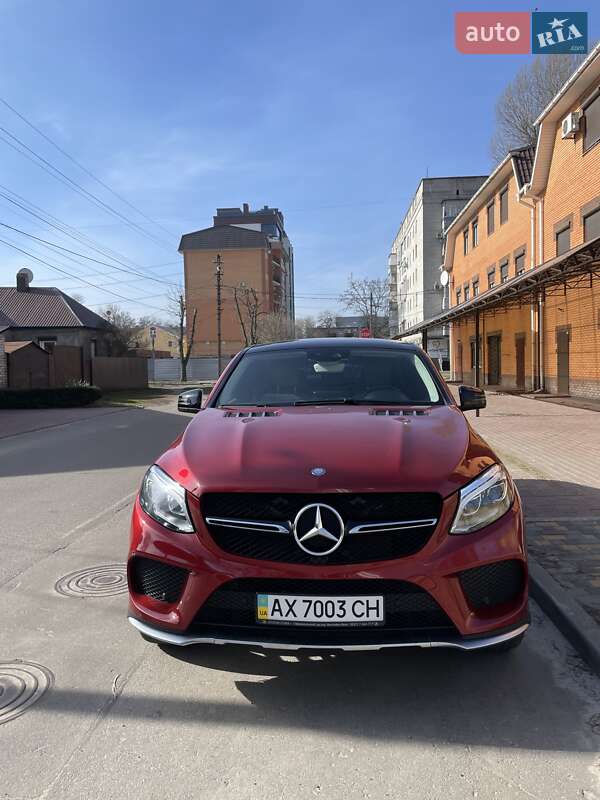 Mercedes-Benz GLE-Class 2016 Mercedes-Benz GLE-Class 2016