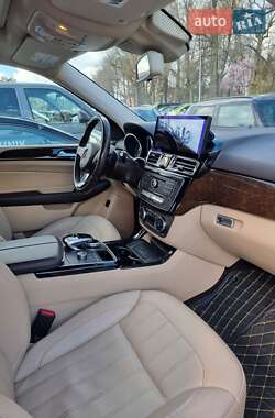 Внедорожник / Кроссовер Mercedes-Benz GLE-Class 2017 в 
