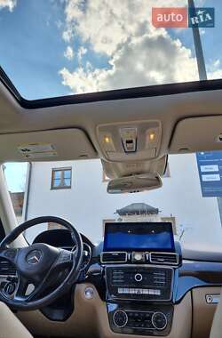 Внедорожник / Кроссовер Mercedes-Benz GLE-Class 2017 в 