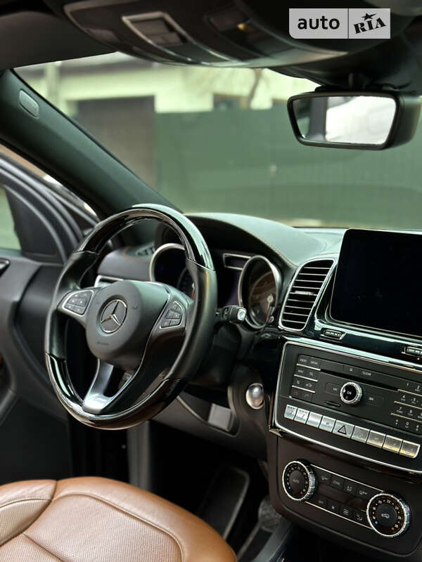 Внедорожник / Кроссовер Mercedes-Benz GLE-Class 2017 в Ирпене