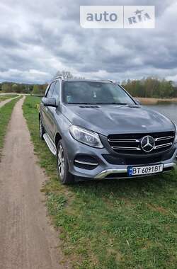 Внедорожник / Кроссовер Mercedes-Benz GLE-Class 2016 в Херсоне