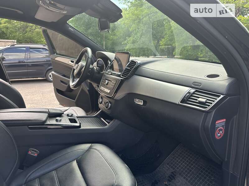 Внедорожник / Кроссовер Mercedes-Benz GLE-Class 2017 в Запорожье