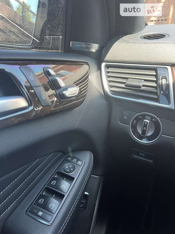 Позашляховик / Кросовер Mercedes-Benz GLE-Class 2016 в Києві