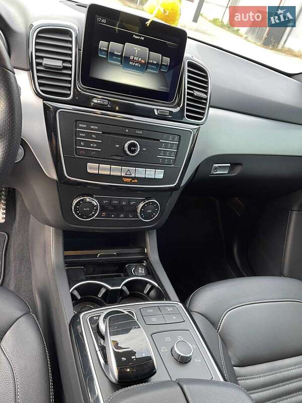 Внедорожник / Кроссовер Mercedes-Benz GLE-Class 2016 в Черновцах