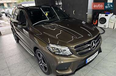 Внедорожник / Кроссовер Mercedes-Benz GLE-Class 2017 в 