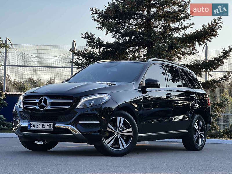 Внедорожник / Кроссовер Mercedes-Benz GLE-Class 2016 в 