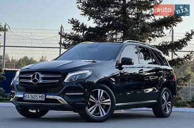 Внедорожник / Кроссовер Mercedes-Benz GLE-Class 2016 в 