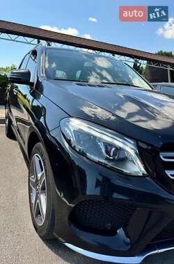 Внедорожник / Кроссовер Mercedes-Benz GLE-Class 2018 в 