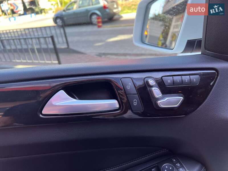 Внедорожник / Кроссовер Mercedes-Benz GLE-Class 2016 в Львове