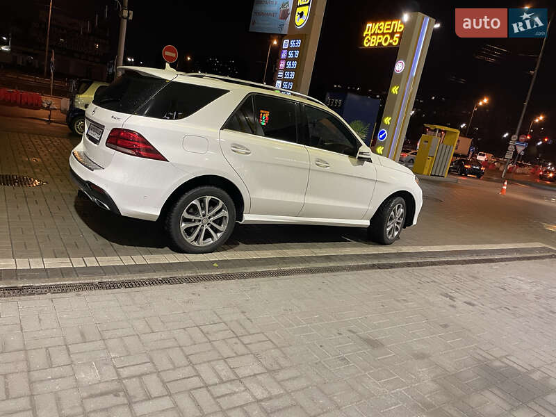 Позашляховик / Кросовер Mercedes-Benz GLE-Class 2015 в Києві