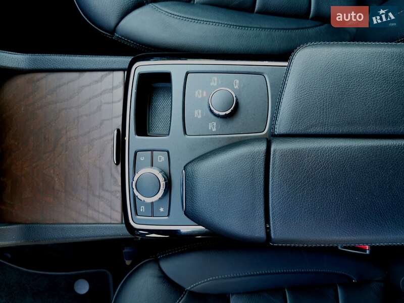 Позашляховик / Кросовер Mercedes-Benz GLE-Class 2016 в Києві фото 33 Позашляховик / Кросовер Mercedes-Benz GLE-Class 2016 в Києві
