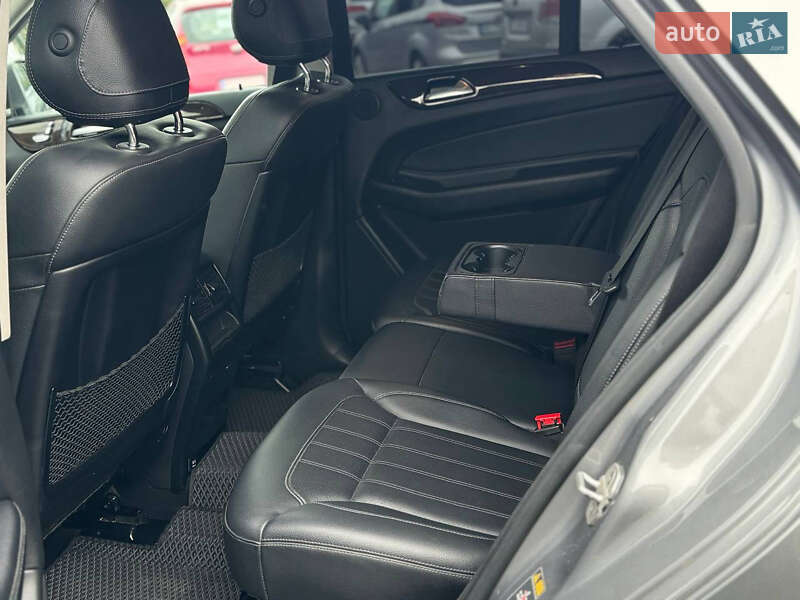 Внедорожник / Кроссовер Mercedes-Benz GLE-Class 2016 в Львове