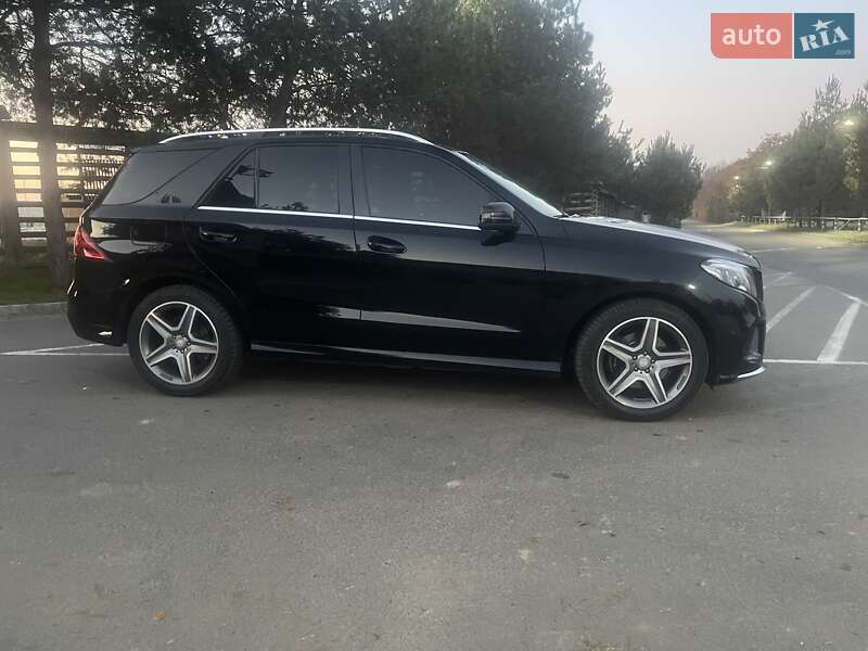 Внедорожник / Кроссовер Mercedes-Benz GLE-Class 2016 в Ужгороде