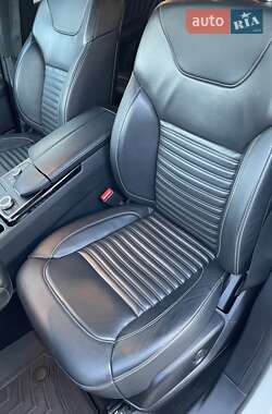Внедорожник / Кроссовер Mercedes-Benz GLE-Class 2018 в 
