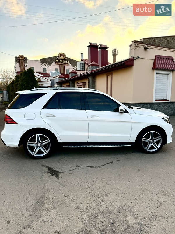 Внедорожник / Кроссовер Mercedes-Benz GLE-Class 2015 в Полтаве