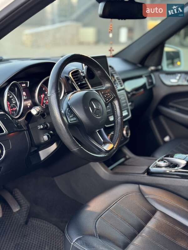 Внедорожник / Кроссовер Mercedes-Benz GLE-Class 2015 в Чорткове