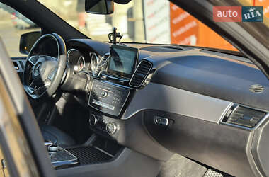 Внедорожник / Кроссовер Mercedes-Benz GLE-Class 2017 в 