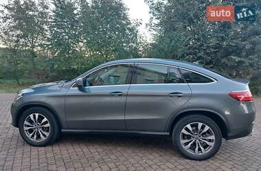 Внедорожник / Кроссовер Mercedes-Benz GLE-Class 2017 в 
