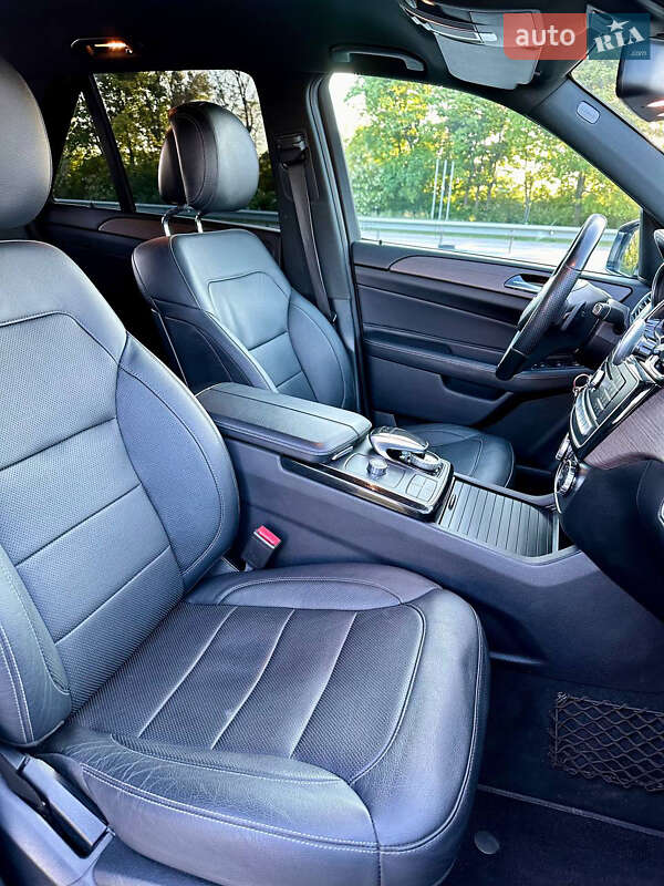 Внедорожник / Кроссовер Mercedes-Benz GLE-Class 2016 в Львове
