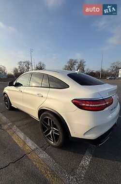 Внедорожник / Кроссовер Mercedes-Benz GLE-Class 2018 в 