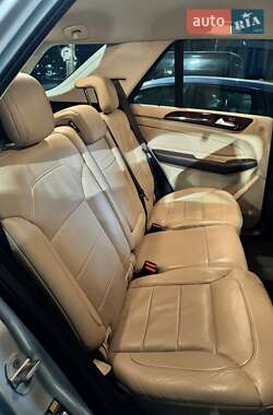 Внедорожник / Кроссовер Mercedes-Benz GLE-Class 2016 в 